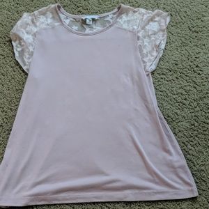 Girls cute top.